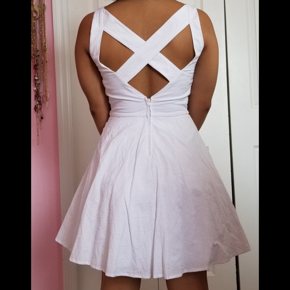 Dress - Picture 5 of 5